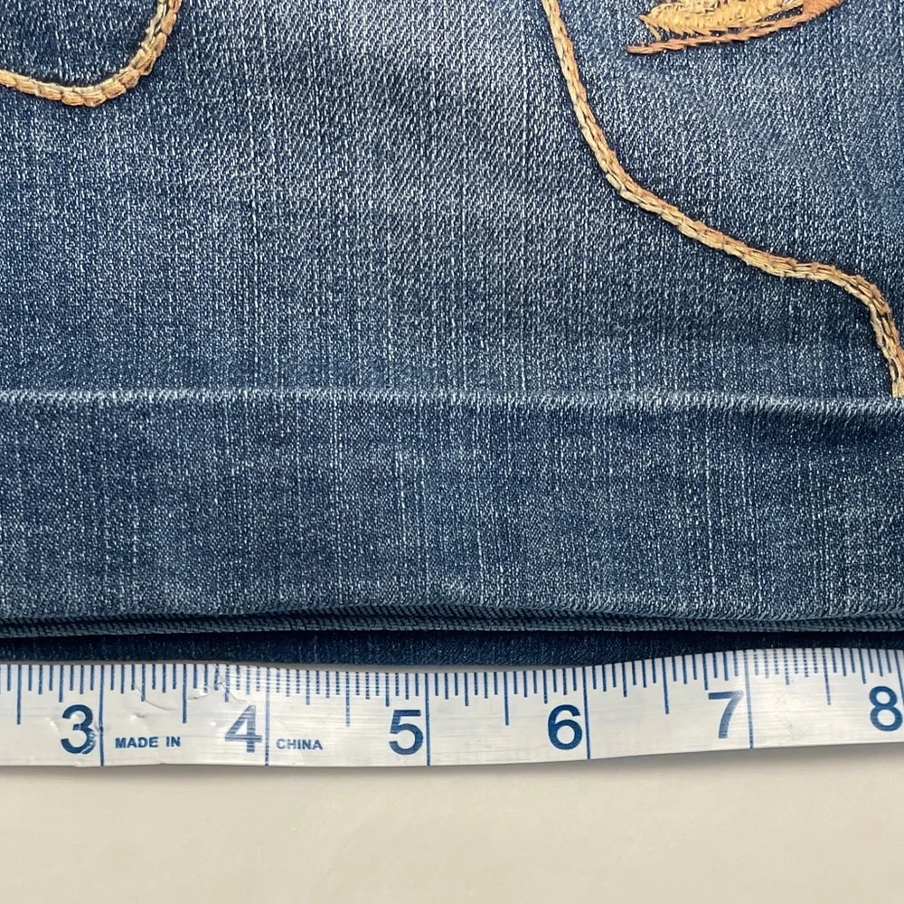 Anthropologie ETT TWA Denim Jean Shorts with Lobster Embroidery - Picture 6 of 6